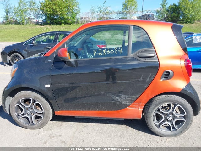Smart Fortwo 2018 WMEFJ9BA5JK283584 Image 14