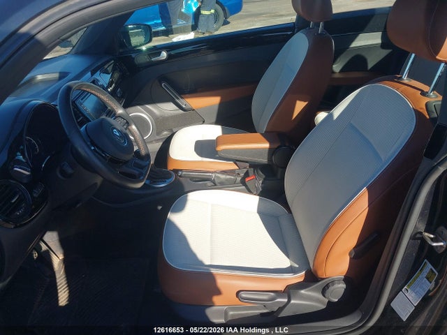 12616653 :رقم المزاد ، 3VWJ07AT1GM607907 vin ، 2016 Volkswagen The Beetle 1.8 Tsi Classic/1.8 Tsi Comfortline/1.8 Tsi Dune/1.8 Tsi Trendline مزاد بيع