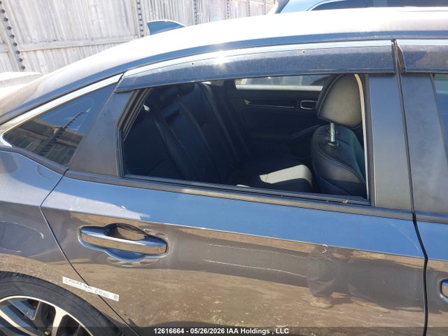 Honda Civic Touring 2022 2HGFE1F99NH004060 Image 19