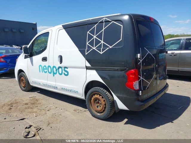 3N6CM0KN2FK727911 Nissan Nv200 2.5s/2.5sv