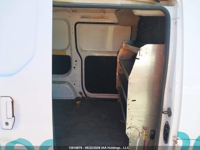 3N6CM0KN2FK727911 Nissan Nv200 2.5s/2.5sv