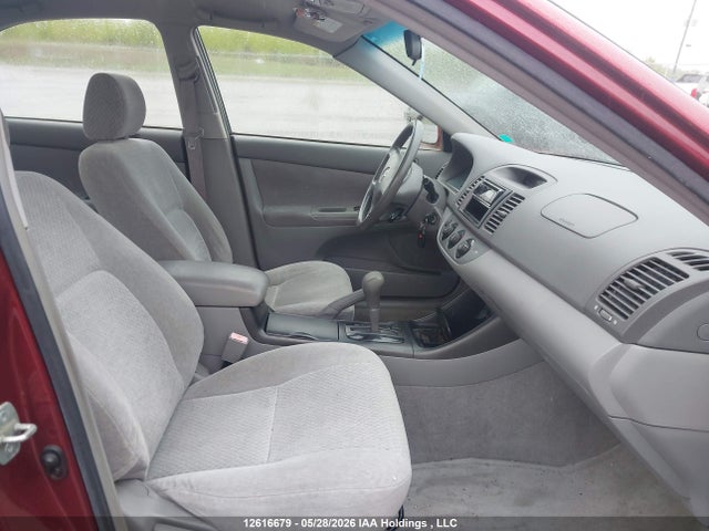 12616679 :رقم المزاد ، JTDBE32KX30157145 vin ، 2003 Toyota Camry مزاد بيع