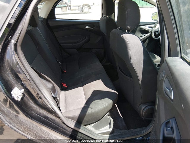 1FADP3H25JL253566 Ford FOCUS SEL