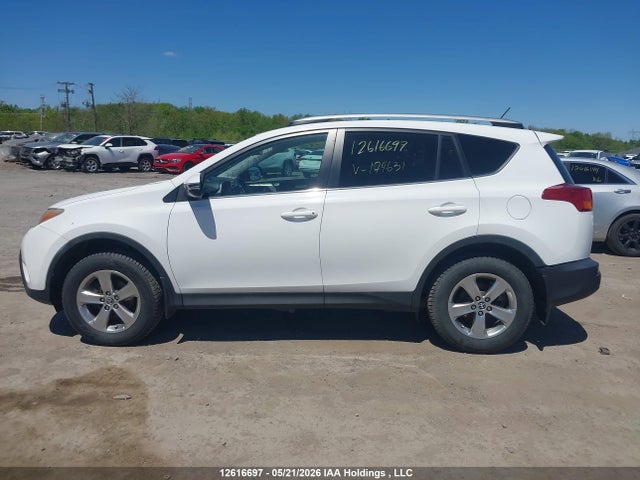 Продажа на аукционе авто 2015 Toyota Rav4 Xle, vin: 2T3WFREV6FW174631, номер лота: 12616697