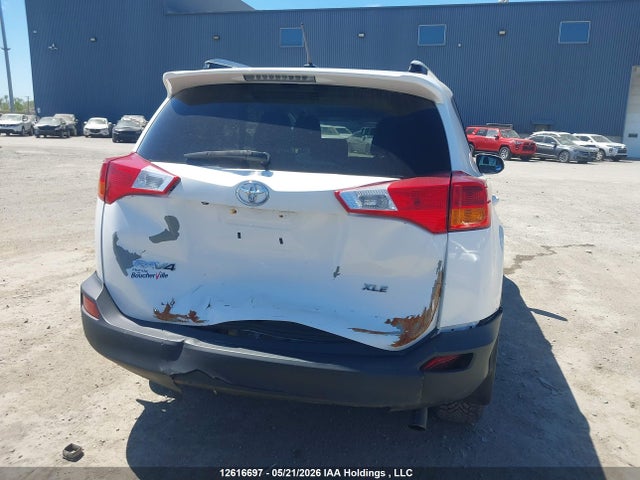 Продажа на аукционе авто 2015 Toyota Rav4 Xle, vin: 2T3WFREV6FW174631, номер лота: 12616697