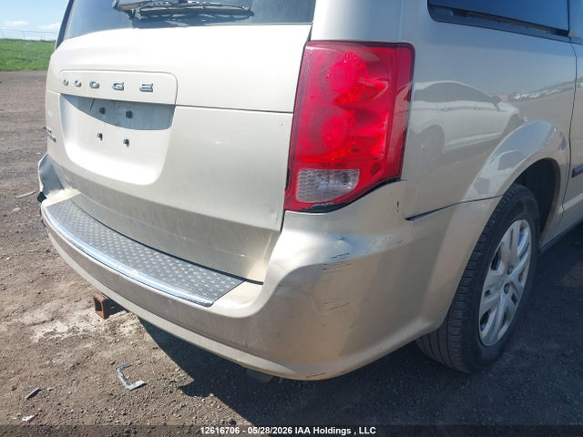 2C4RDGBG2FR680948 Dodge Grand Caravan Se