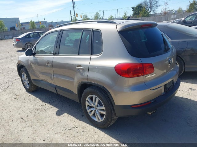 WVGJV7AX0FW063241 Volkswagen Tiguan S/se/sel/r-line