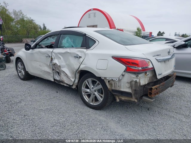 2015 Nissan Altima 2.5/2.5 S/2.5 Sl/2.5 Sv მანქანა იყიდება აუქციონზე, vin: 1N4AL3AP9FN869691, აუქციონის ნომერი: 12616739