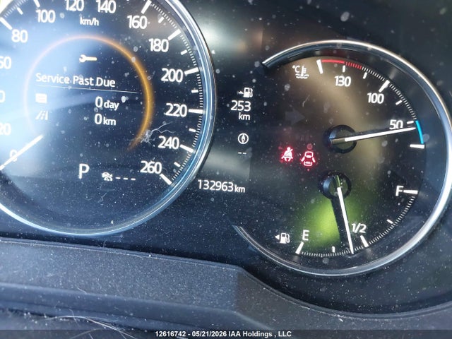 JM1GL1XY1J1305624 Mazda Mazda6 Signature