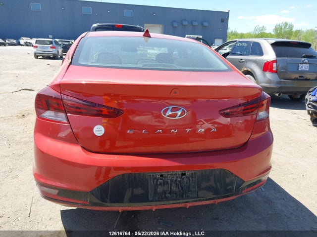 KMHD84LF2KU738598 Hyundai Elantra