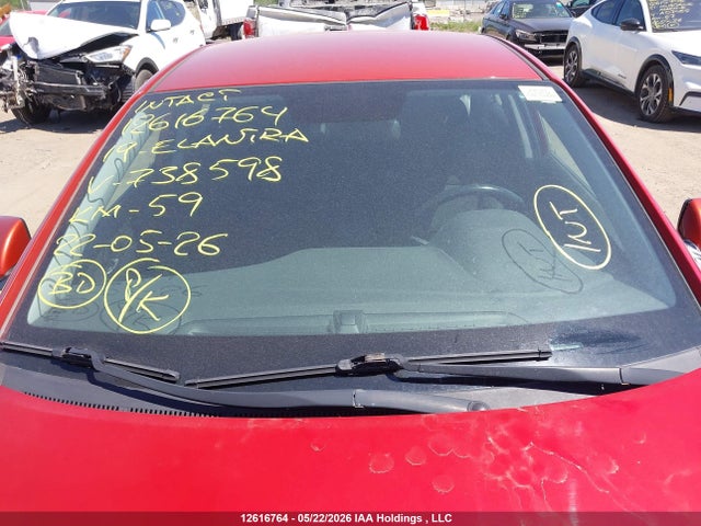 KMHD84LF2KU738598 Hyundai Elantra