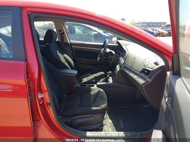 KMHD84LF2KU738598 Hyundai Elantra