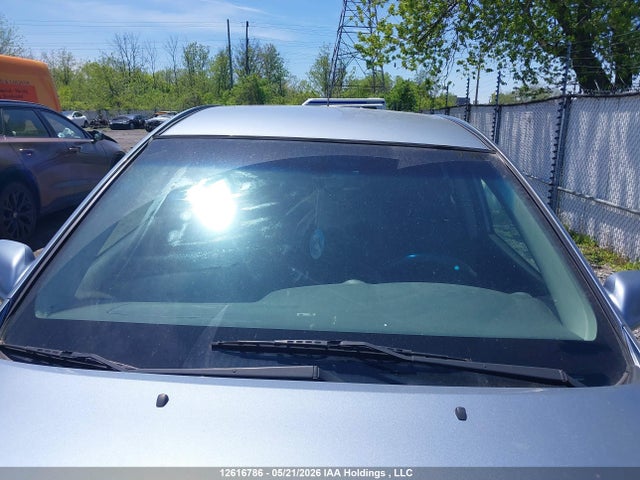 12616786 :رقم المزاد ، 2T1KR32E45C865561 vin ، 2005 Toyota Corolla Matrix Xr مزاد بيع