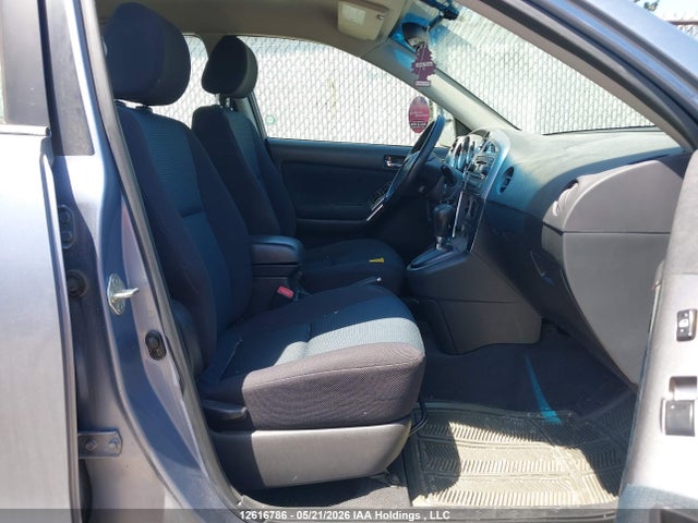 12616786 :رقم المزاد ، 2T1KR32E45C865561 vin ، 2005 Toyota Corolla Matrix Xr مزاد بيع