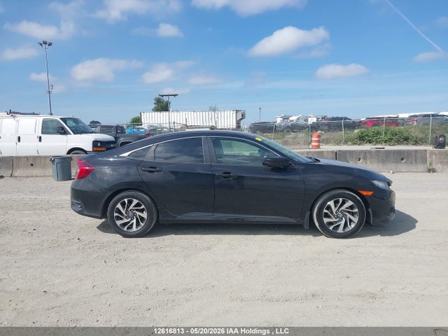 2018 Honda Civic Se მანქანა იყიდება აუქციონზე, vin: 2HGFC2F6XJH033577, აუქციონის ნომერი: 12616813