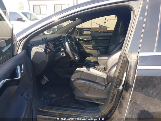 2017 Tesla Model X მანქანა იყიდება აუქციონზე, vin: 5YJXCDE29HF075574, აუქციონის ნომერი: 12616849