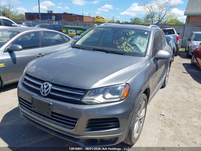 Продажа на аукционе авто 2014 Volkswagen Touareg Tdi, vin: WVGDP9BPXED014821, номер лота: 12616851
