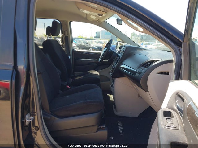 2C4RDGBGXER114700 Dodge Grand Caravan Se/sxt