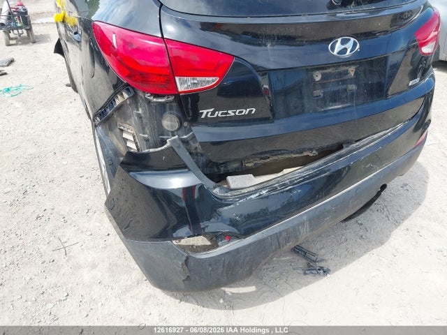 2015 Hyundai Tucson Gl მანქანა იყიდება აუქციონზე, vin: KM8JTCAF7FU116339, აუქციონის ნომერი: 12616927