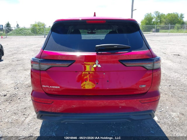 JA4J4UAB4TZ606962 Mitsubishi Outlander Es