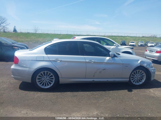 12596298 :رقم المزاد ، WBAPK7C53BA818017 vin ، 2011 Bmw 328i Xdrive مزاد بيع