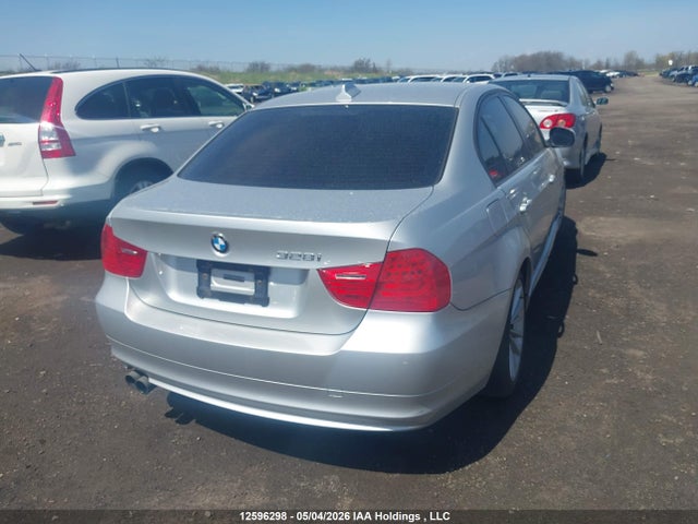 12596298 :رقم المزاد ، WBAPK7C53BA818017 vin ، 2011 Bmw 328i Xdrive مزاد بيع