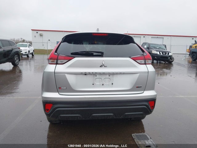 JA4ATUAA7RZ633138 Mitsubishi Eclipse Cross Es