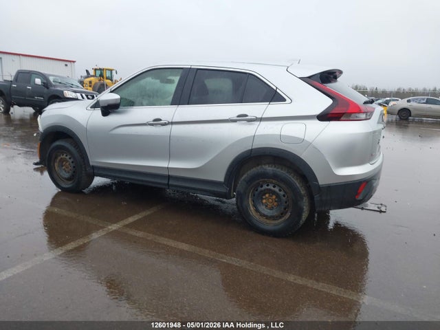 JA4ATUAA7RZ633138 Mitsubishi Eclipse Cross Es