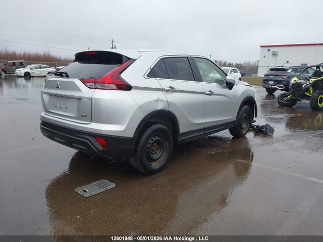 JA4ATUAA7RZ633138 Mitsubishi Eclipse Cross Es