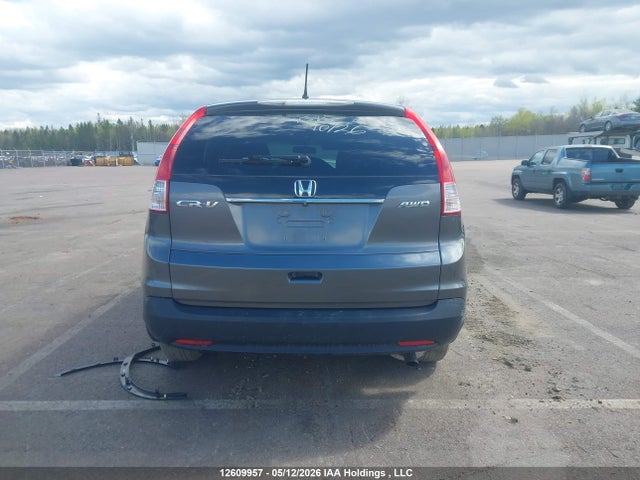 2HKRM4H38EH118986 Honda CR-V LX