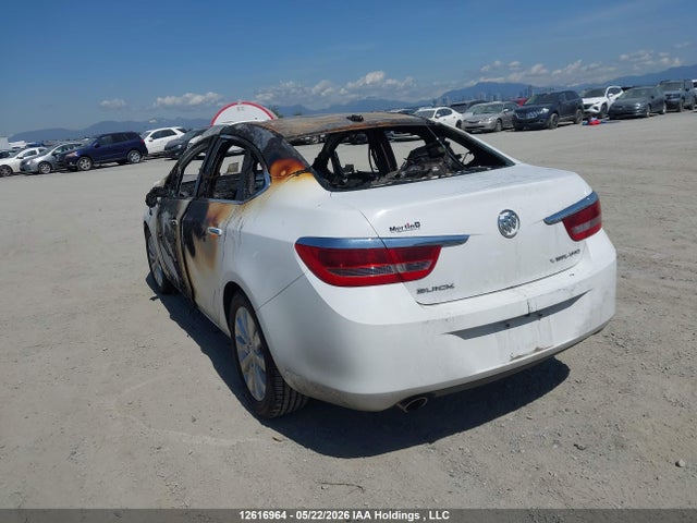 Buick Verano 2014 1G4PN5SK9E4176004 Image 3