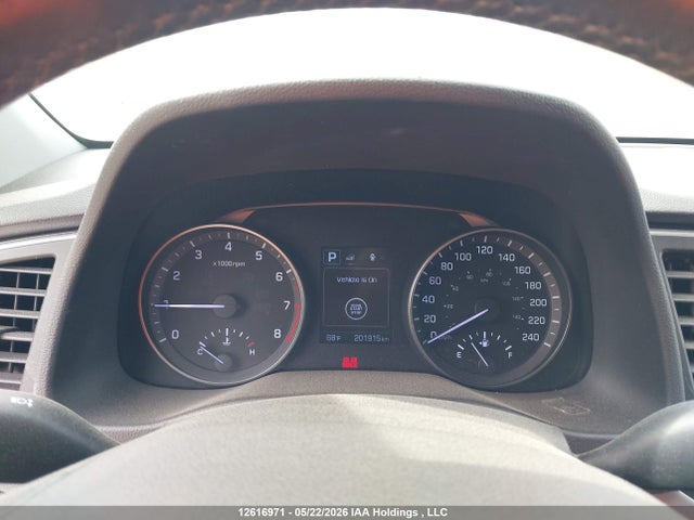 KMHD84LF6HU380561 Hyundai Elantra Gls