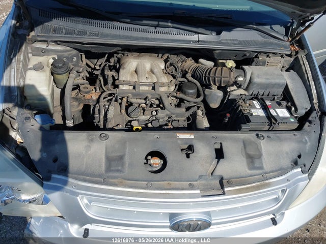 12616976 :رقم المزاد ، KNDMB233786200542 vin ، 2008 Kia Sedona Ex/lx مزاد بيع