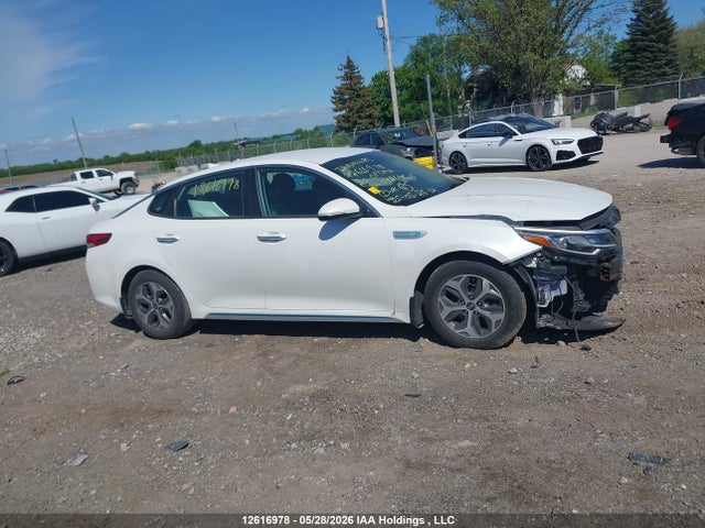 2020 Kia Optima Hybrid Lx მანქანა იყიდება აუქციონზე, vin: KNAGT4LE2L5042646, აუქციონის ნომერი: 12616978