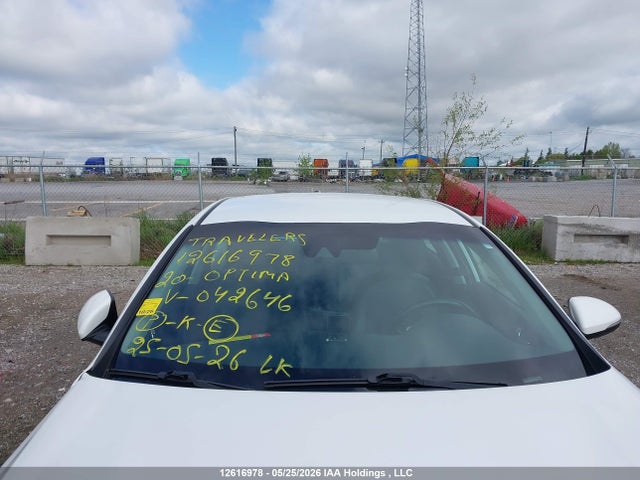 2020 Kia Optima Hybrid Lx მანქანა იყიდება აუქციონზე, vin: KNAGT4LE2L5042646, აუქციონის ნომერი: 12616978