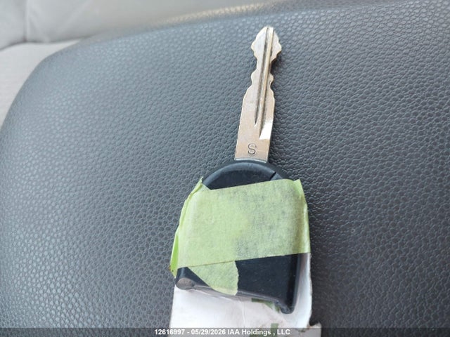 12616997 :رقم المزاد ، 1FAHP34NX8W292079 vin ، 2008 Ford Focus S/se مزاد بيع