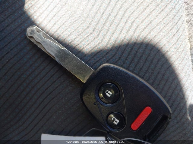 LUCGE8H53E3006438 Honda FIT LX