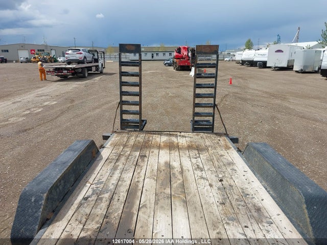 12617004 :رقم المزاد ، 4ZECH1820M1213575 vin ، 2021 Load Trail Flat Deck Trailer مزاد بيع