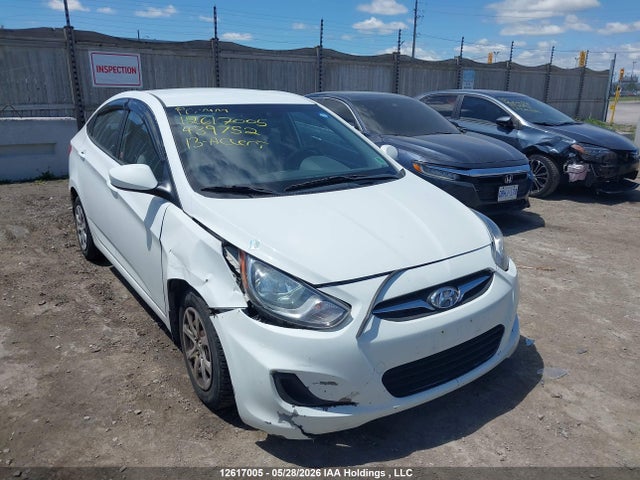 12617005 :رقم المزاد ، KMHCT4AE4DU439752 vin ، 2013 Hyundai Accent Gl مزاد بيع