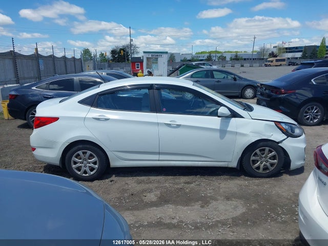 12617005 :رقم المزاد ، KMHCT4AE4DU439752 vin ، 2013 Hyundai Accent Gl مزاد بيع