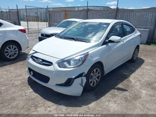 12617005 :رقم المزاد ، KMHCT4AE4DU439752 vin ، 2013 Hyundai Accent Gl مزاد بيع