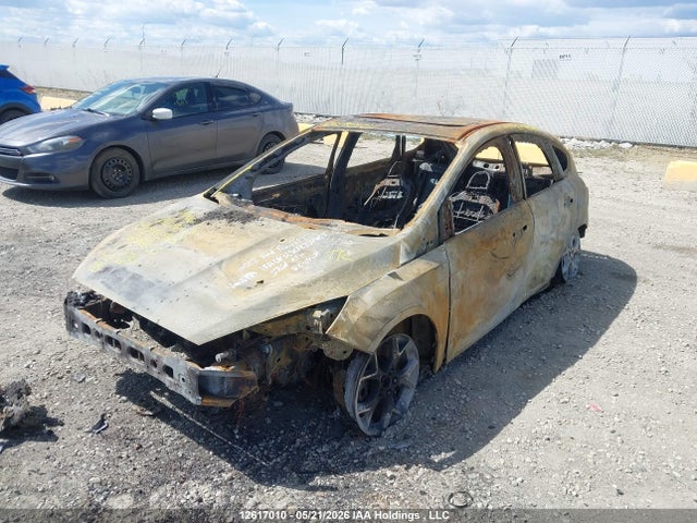 12617010 :رقم المزاد ، 1FADP3L96FL331963 vin ، 2015 Ford Focus St St مزاد بيع