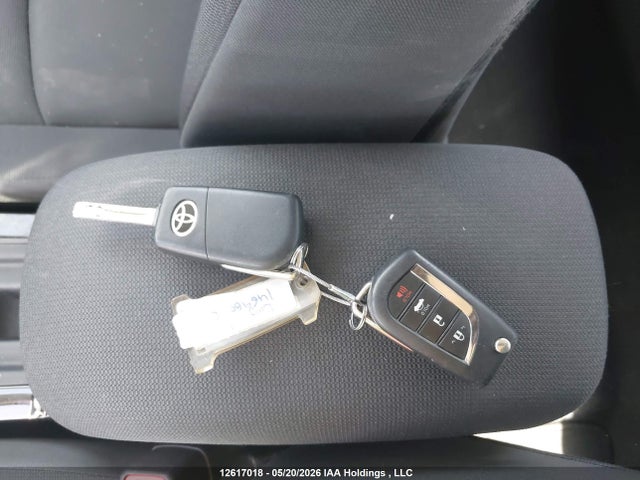 Продажа на аукционе авто 2021 Toyota Corolla Le, vin: 5YFBPMBE0MP224238, номер лота: 12617018