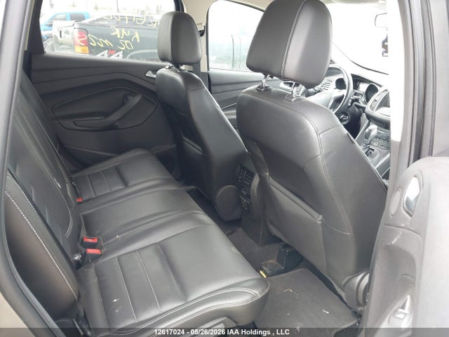 1FMCU9GX5FUC50680 Ford ESCAPE SE