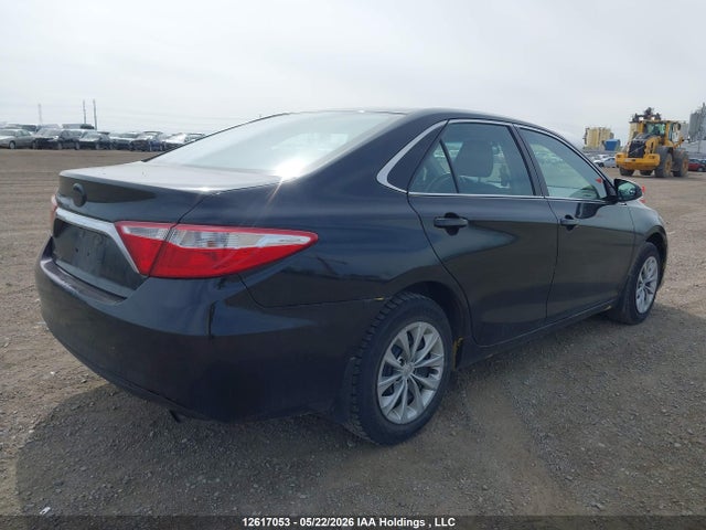 4T1BF1FK3HU392719 Toyota CAMRY LE