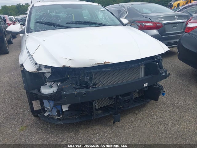 2024 Hyundai Elantra Hybrid მანქანა იყიდება აუქციონზე, vin: KMHLN4DJXRU110953, აუქციონის ნომერი: 12617062