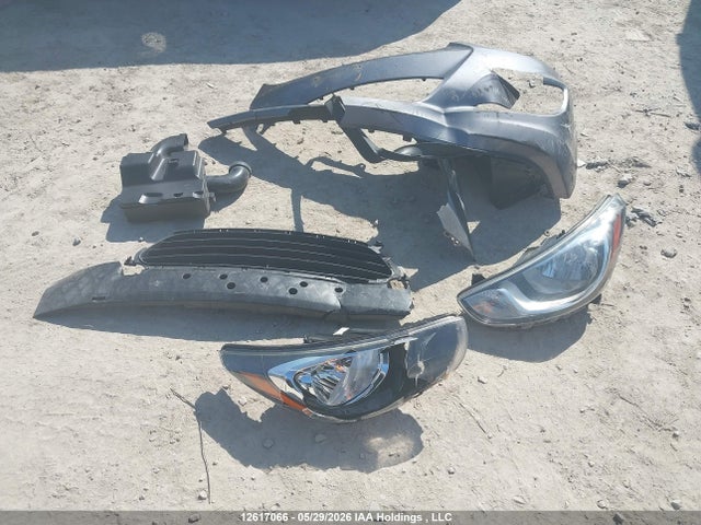 KMHCT4AE8EU772683 Hyundai Accent