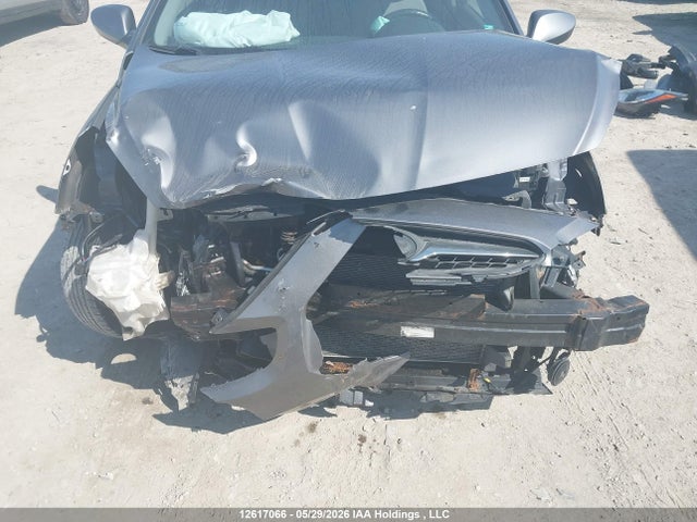 KMHCT4AE8EU772683 Hyundai Accent