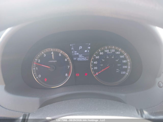 KMHCT4AE8EU772683 Hyundai Accent