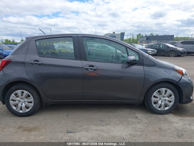 12617092 :رقم المزاد ، VNKKTUD39FA046724 vin ، 2015 Toyota Yaris Le مزاد بيع